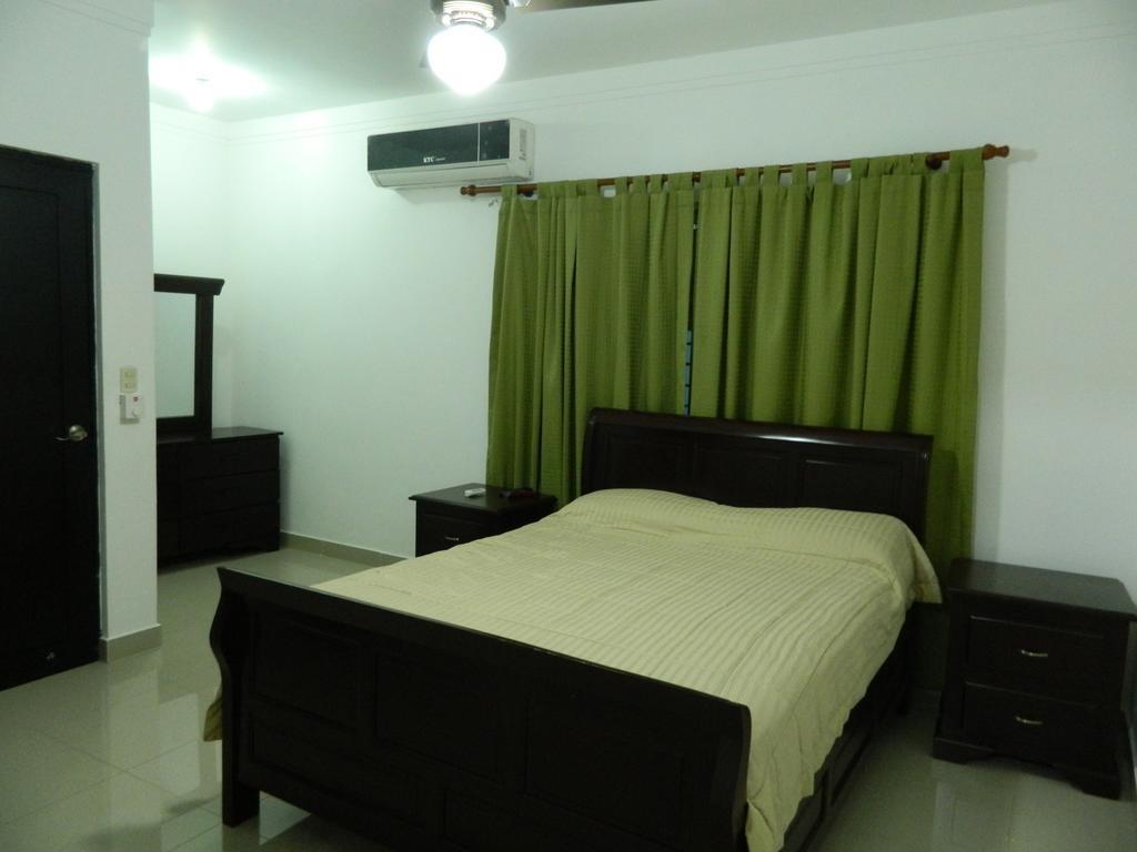 Residencial Vista Del Bosque Apartment Santiago De Los Caballeros Ngoại thất bức ảnh